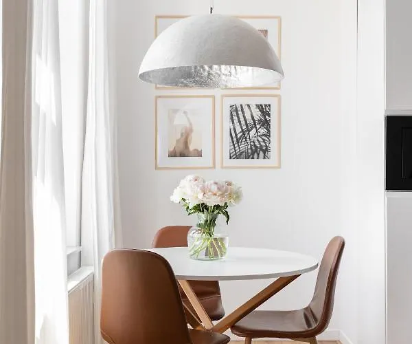 شقة For Sophie - Bezplatny Parking & Palarnia Kawy I Pracownia Artystyczna W Kamienicy - Free Parking & Art And Coffee In Historic Building