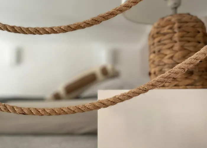 شقة For Sophie - Bezplatny Parking & Palarnia Kawy I Pracownia Artystyczna W Kamienicy - Free Parking & Art And Coffee In Historic Building