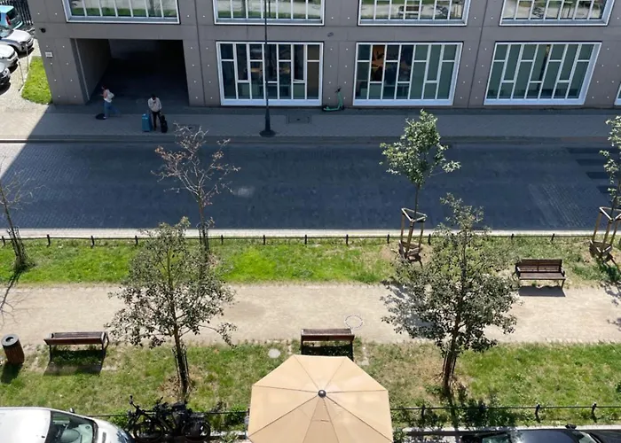 شقة For Sophie - Bezplatny Parking & Palarnia Kawy I Pracownia Artystyczna W Kamienicy - Free Parking & Art And Coffee In Historic Building *