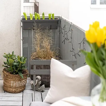 For Sophie - Bezplatny Parking & Palarnia Kawy I Pracownia Artystyczna W Kamienicy - Free Parking & Art And Coffee In Historic Building アパート グダニスク