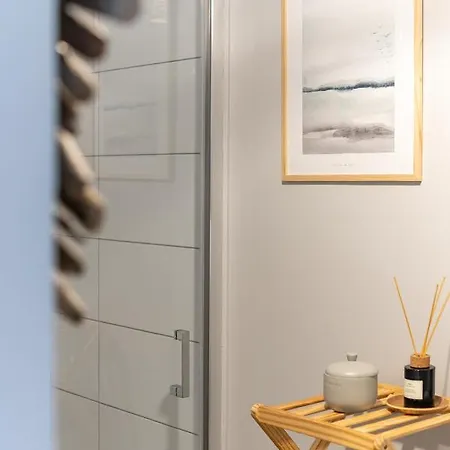 アパート For Sophie - Bezplatny Parking & Palarnia Kawy I Pracownia Artystyczna W Kamienicy - Free Parking & Art And Coffee In Historic Building *