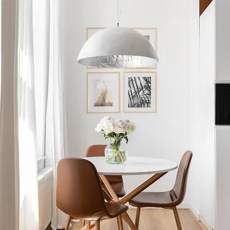 Lejlighed All For Sophie Apartments - Bezplatny Parking & Palarnia Kawy I Pracownia Artystyczna W Kamienicy - Free Parking & Art And Coffee In Historic Building
