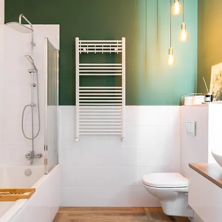 Apartament For Sophie - Bezplatny Parking & Palarnia Kawy I Pracownia Artystyczna W Kamienicy - Free Parking & Art And Coffee In Historic Building Gdańsk