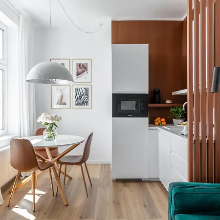 All For Sophie Apartments - Bezplatny Parking & Palarnia Kawy I Pracownia Artystyczna W Kamienicy - Free Parking & Art And Coffee In Historic Building *