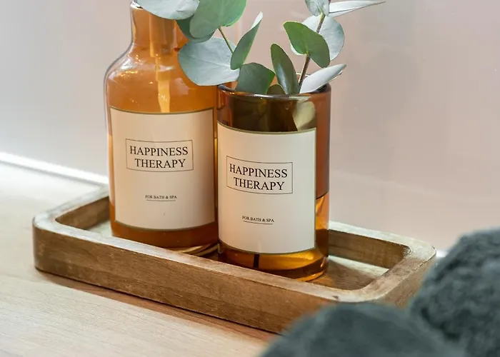 Apartamento For Sophie - Bezplatny Parking & Palarnia Kawy I Pracownia Artystyczna W Kamienicy - Free Parking & Art And Coffee In Historic Building *