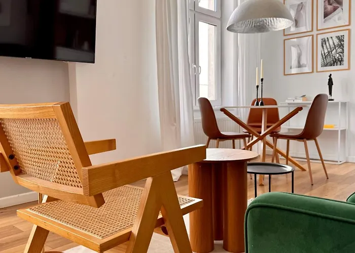 דירה For Sophie - Bezplatny Parking & Palarnia Kawy I Pracownia Artystyczna W Kamienicy - Free Parking & Art And Coffee In Historic Building